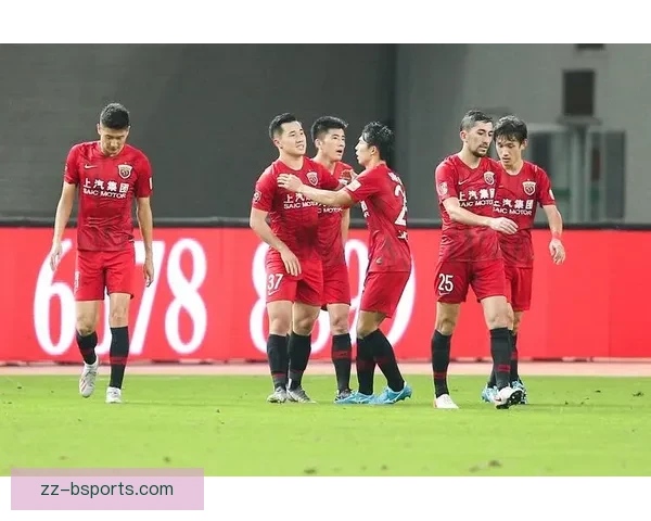 刘殿座门前屡献神扑力保武汉三镇艰难时刻抢下关键积分成球队守护神